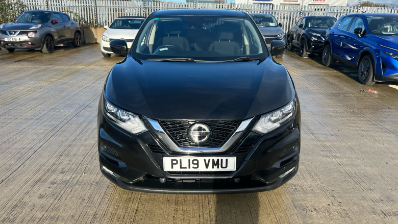 Nissan Qashqai 1.3 DiG-T Acenta Premium 5dr Petrol Hatchback
